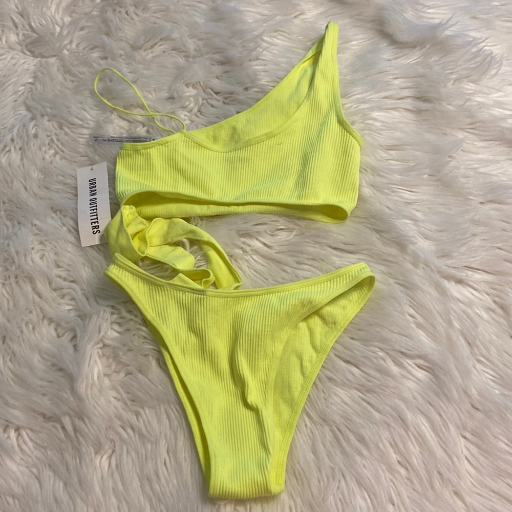 Urban Outfitters Swim size S brand new with tag please see all pictures - Picture 1 of 12